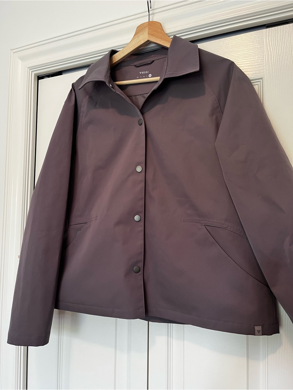 Vessi Women's Westerly Coach Plum Button-Front Rain Jacket XL